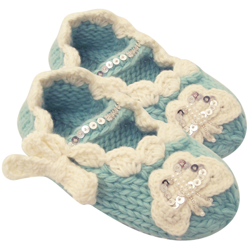 Knitted butterfly cozy toes